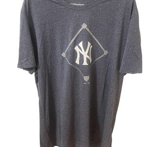 Men’s - 2XL - New York Yankees T-Shirt - MLB - Light Navy - Graphic Tee